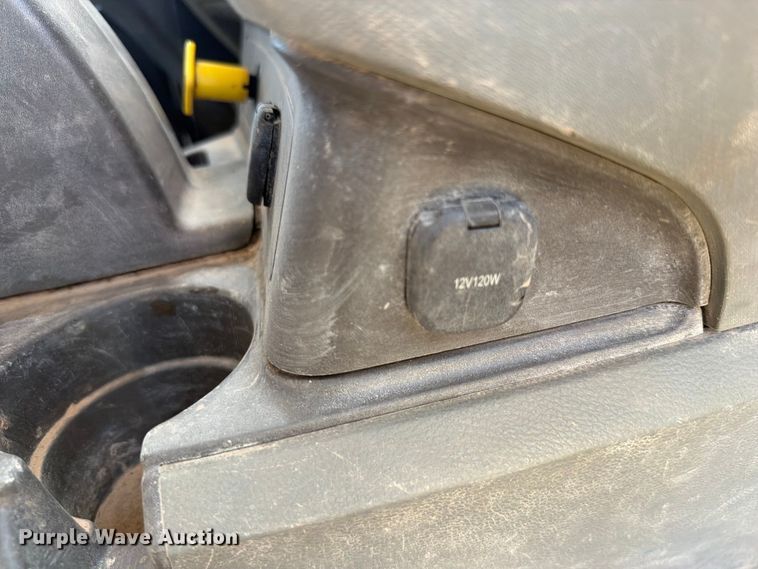 image for item FK5003 2018 Kenworth T880 hydrovac truck