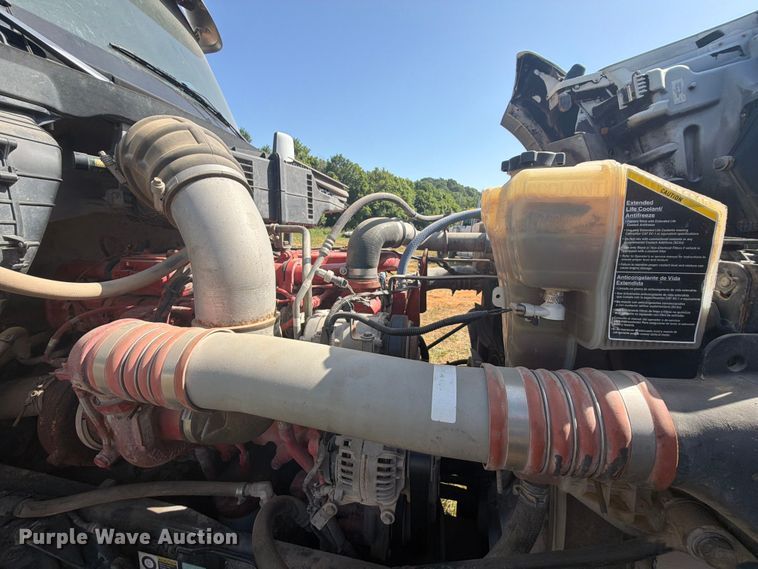 image for item FK5003 2018 Kenworth T880 hydrovac truck
