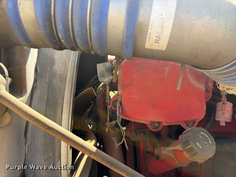 image for item FK5004 2014 Kenworth T8 Series hydrovac truck