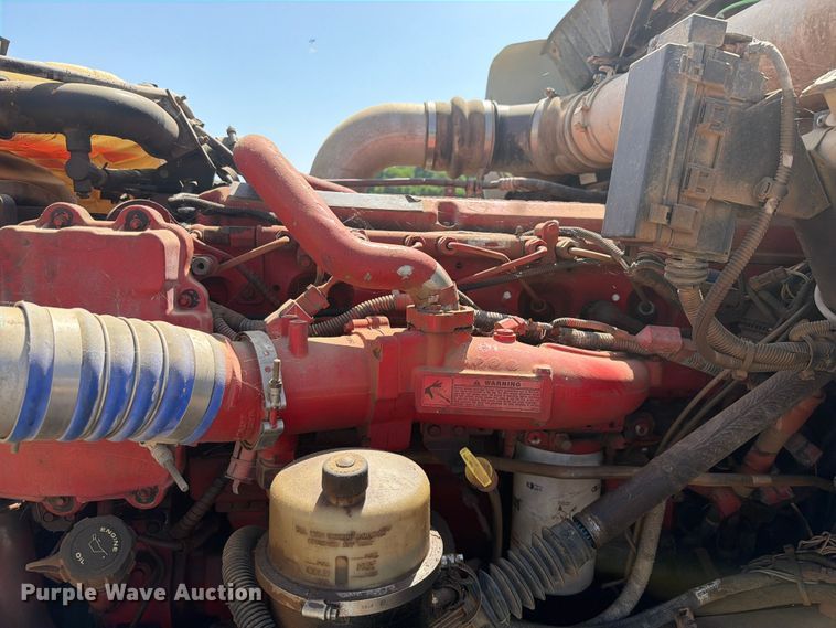 image for item FK5004 2014 Kenworth T8 Series hydrovac truck