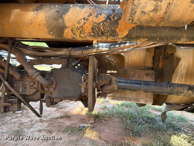 image for item FK5004 2014 Kenworth T8 Series hydrovac truck