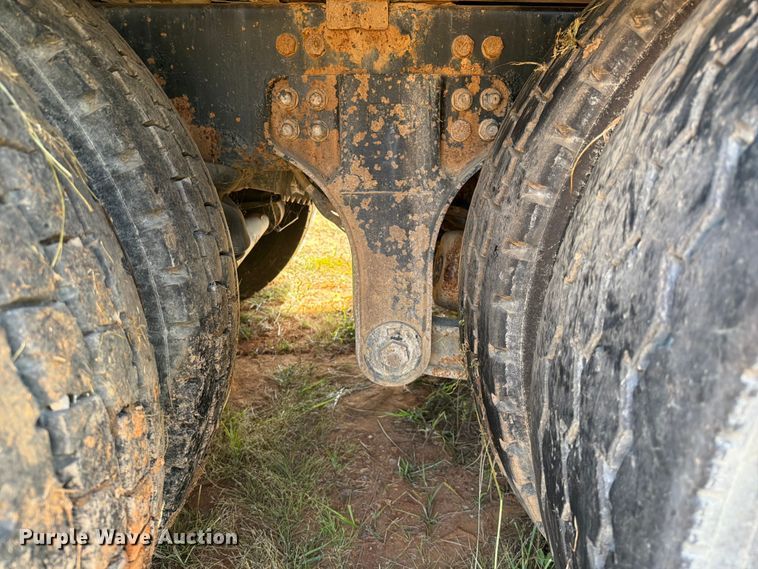 image for item FK5004 2014 Kenworth T8 Series hydrovac truck