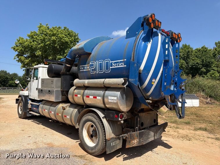 image for item FK5005 2000 Volvo Truck WG sewer jetter truck