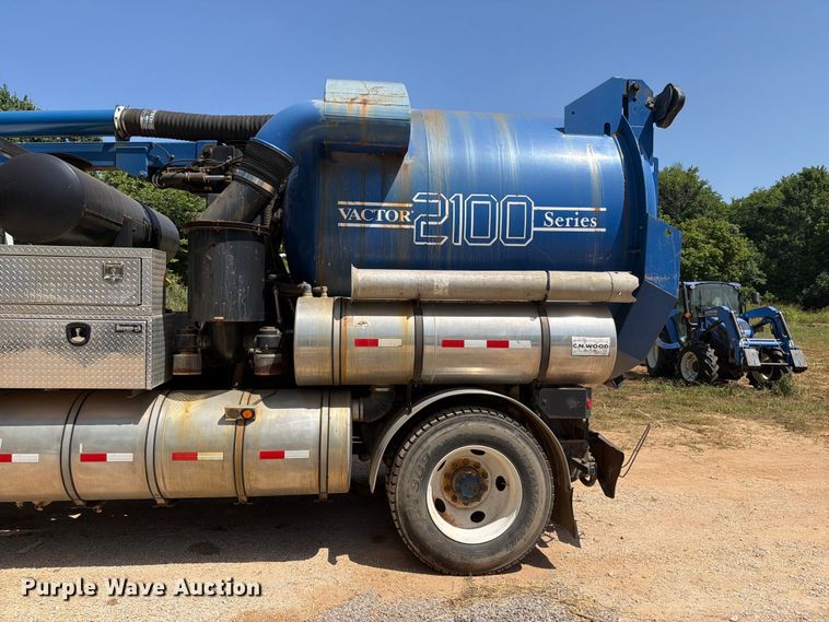 image for item FK5005 2000 Volvo Truck WG sewer jetter truck