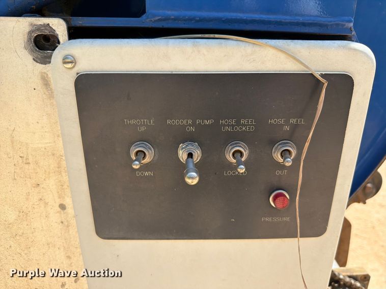 image for item FK5005 2000 Volvo Truck WG sewer jetter truck