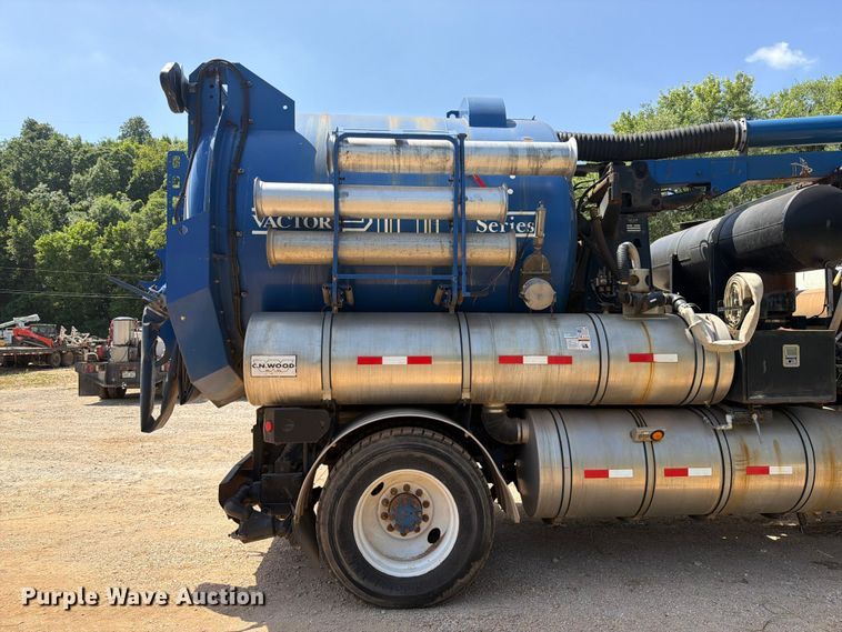image for item FK5005 2000 Volvo Truck WG sewer jetter truck