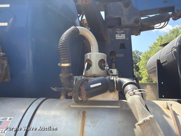 image for item FK5005 2000 Volvo Truck WG sewer jetter truck