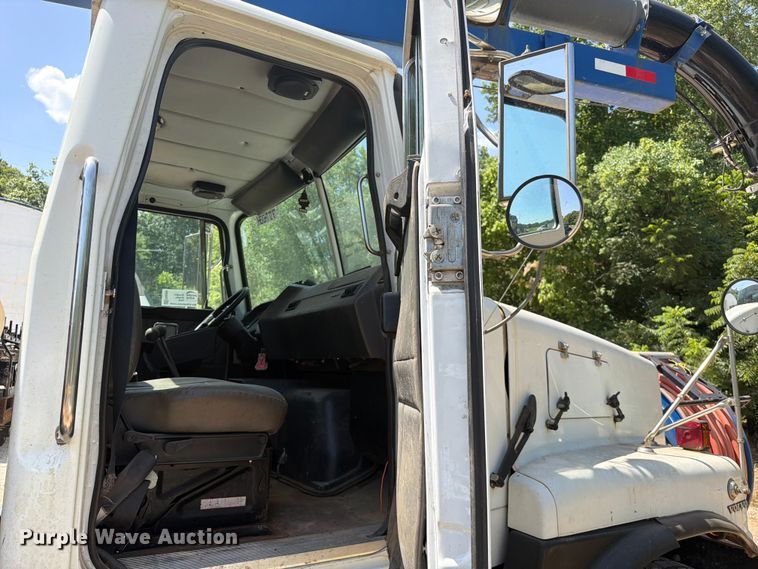 image for item FK5005 2000 Volvo Truck WG sewer jetter truck