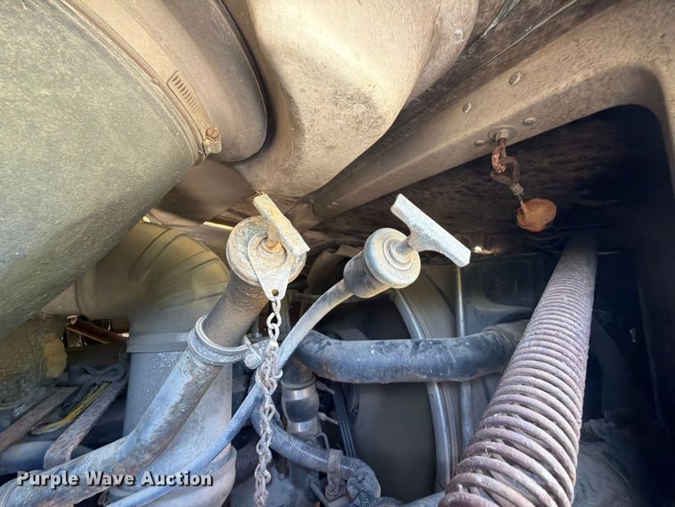 image for item FK5005 2000 Volvo Truck WG sewer jetter truck