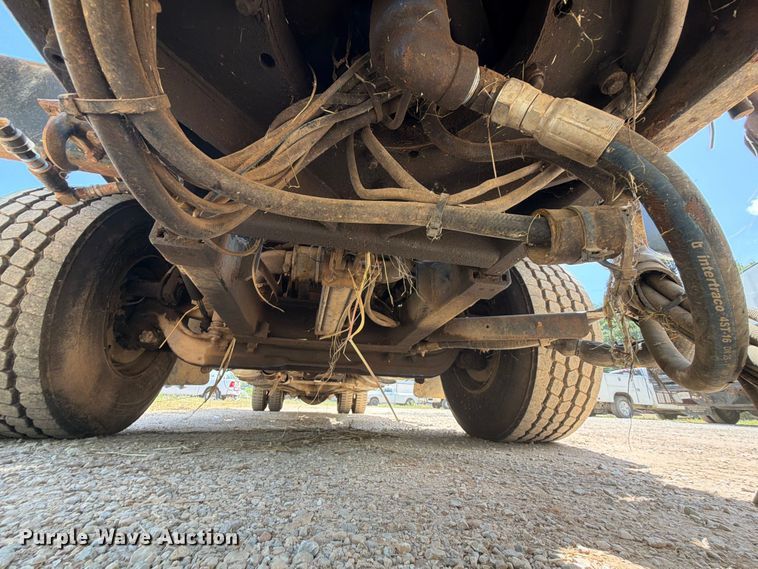 image for item FK5005 2000 Volvo Truck WG sewer jetter truck