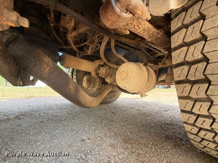 image for item FK5005 2000 Volvo Truck WG sewer jetter truck