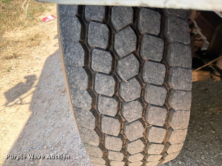 image for item FK5005 2000 Volvo Truck WG sewer jetter truck