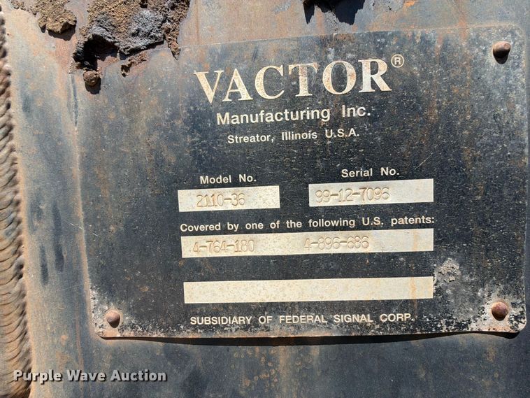 image for item FK5005 2000 Volvo Truck WG sewer jetter truck
