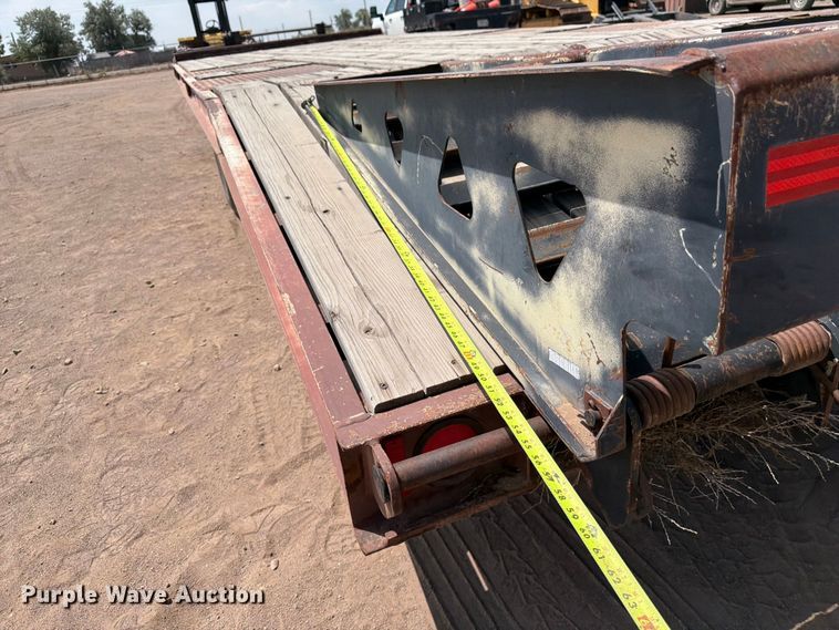 image for item FM7589 2000 Trail King TK18-2400 equipment trailer