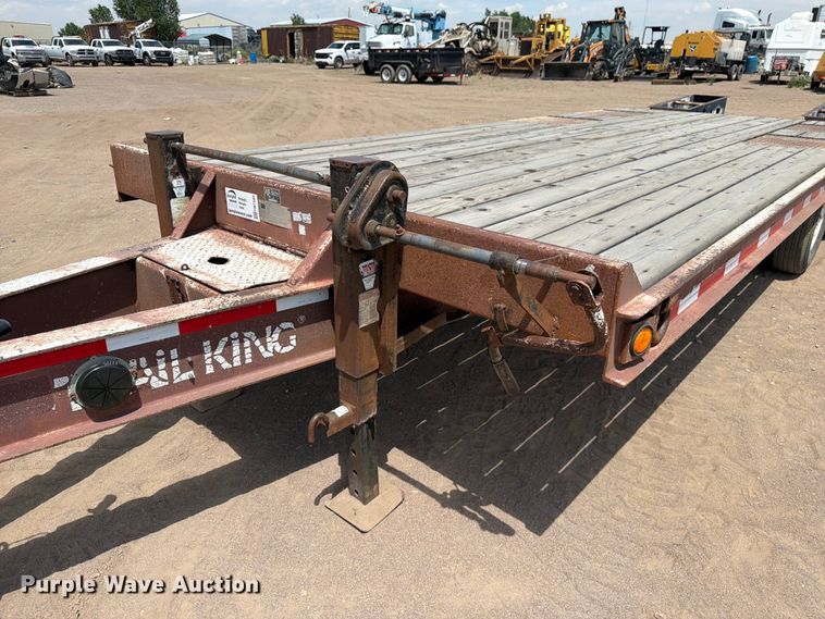 image for item FM7589 2000 Trail King TK18-2400 equipment trailer
