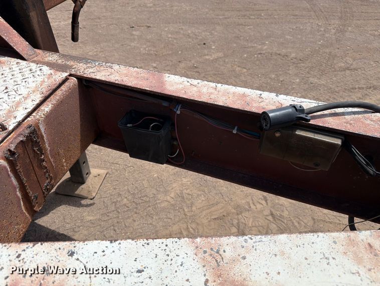 image for item FM7589 2000 Trail King TK18-2400 equipment trailer