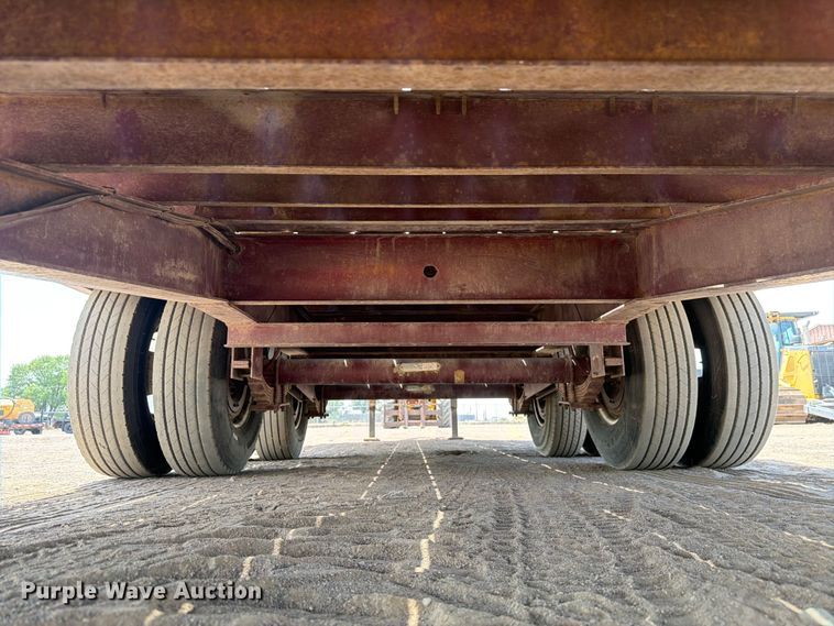 image for item FM7589 2000 Trail King TK18-2400 equipment trailer