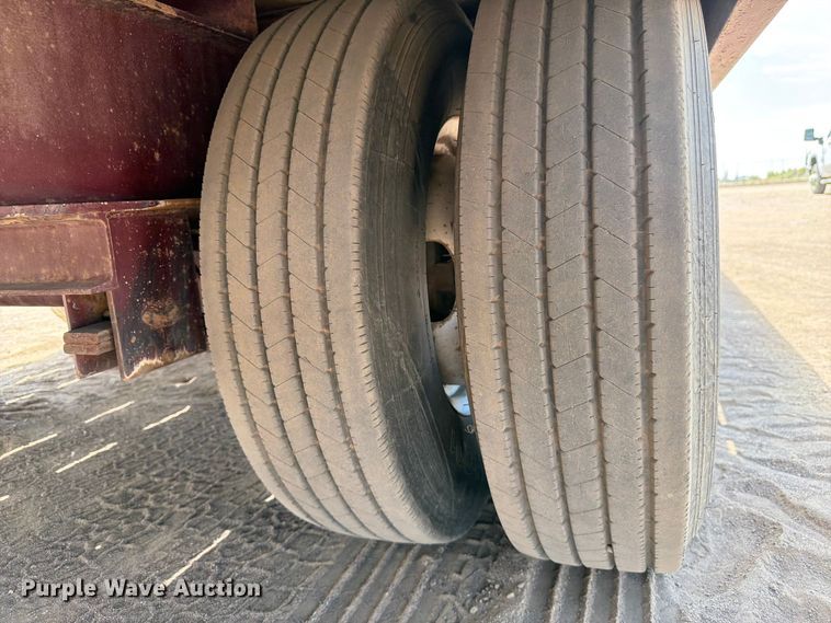 image for item FM7589 2000 Trail King TK18-2400 equipment trailer
