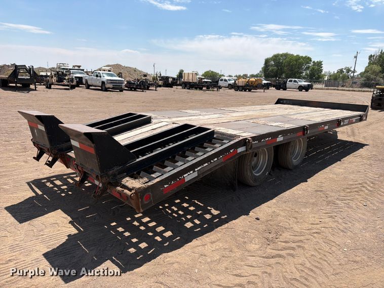 image for item FM7590 2011 Interstate Trailers, Inc. 200T equipment trailer