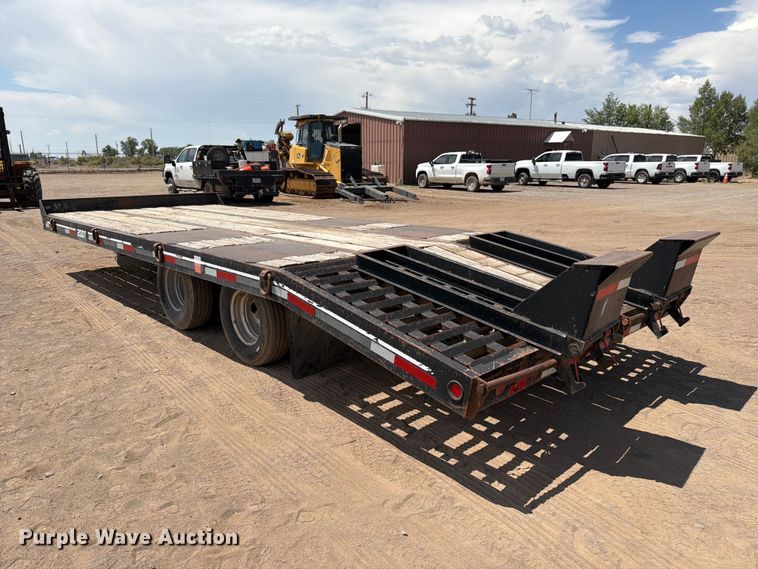 image for item FM7590 2011 Interstate Trailers, Inc. 200T equipment trailer