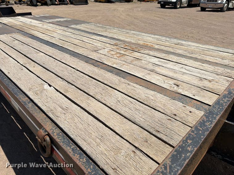image for item FM7590 2011 Interstate Trailers, Inc. 200T equipment trailer