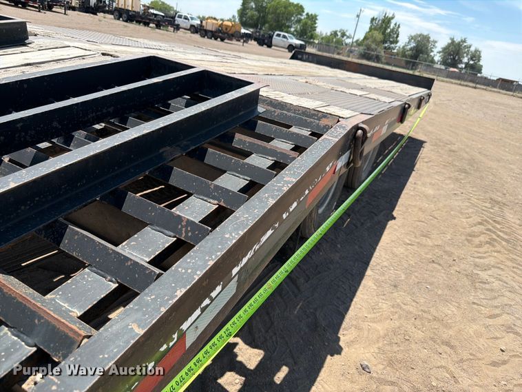 image for item FM7590 2011 Interstate Trailers, Inc. 200T equipment trailer