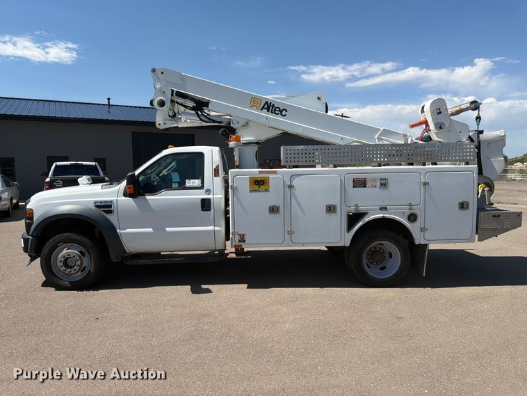 image for item FM7595 2009 Ford F550 Super Duty XL bucket truck