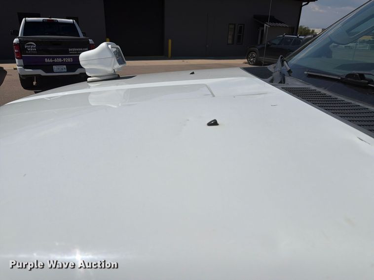 image for item FM7595 2009 Ford F550 Super Duty XL bucket truck