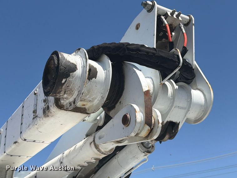 image for item FM7595 2009 Ford F550 Super Duty XL bucket truck