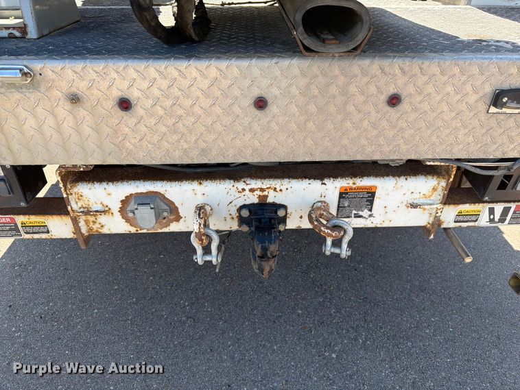 image for item FM7595 2009 Ford F550 Super Duty XL bucket truck