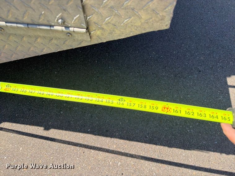 image for item FM7595 2009 Ford F550 Super Duty XL bucket truck