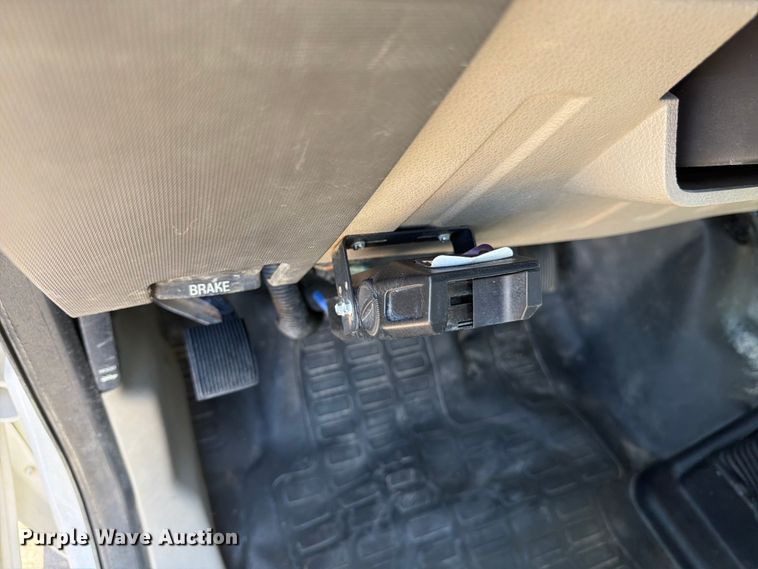 image for item FM7595 2009 Ford F550 Super Duty XL bucket truck