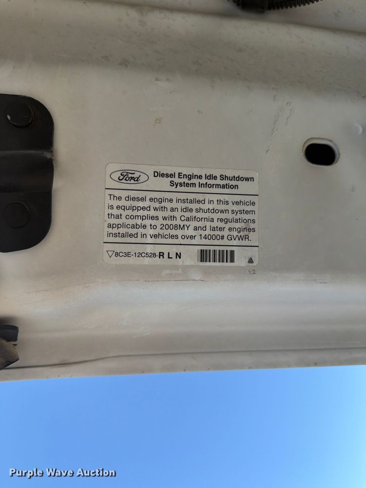 image for item FM7595 2009 Ford F550 Super Duty XL bucket truck
