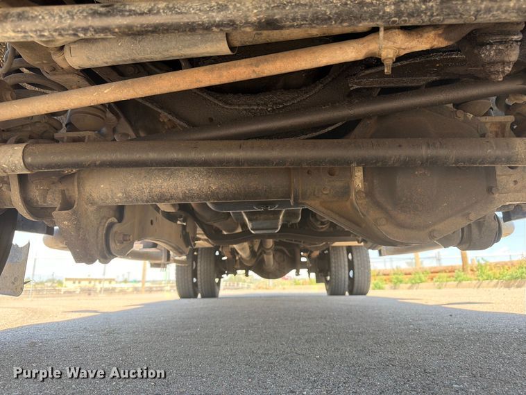 image for item FM7595 2009 Ford F550 Super Duty XL bucket truck