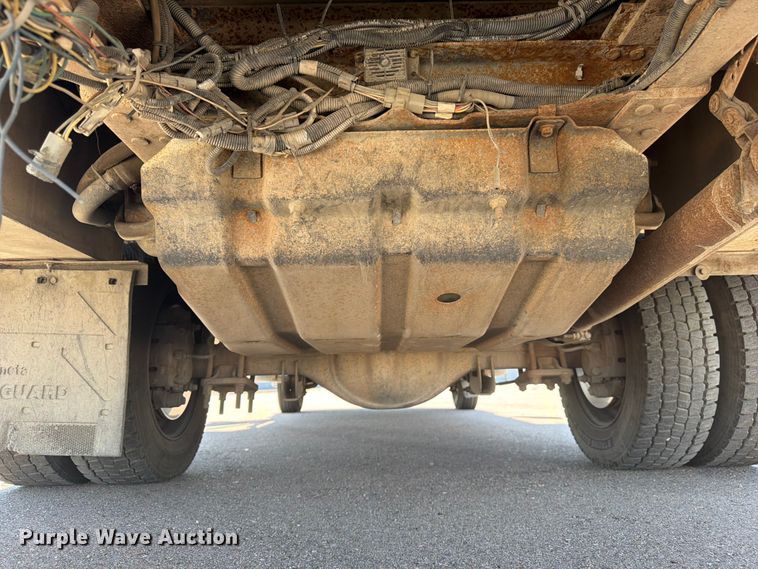 image for item FM7595 2009 Ford F550 Super Duty XL bucket truck