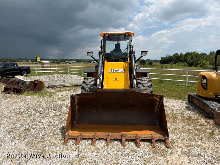 image for item FN2504 2015 JCB 427 HT T4 wheel loader