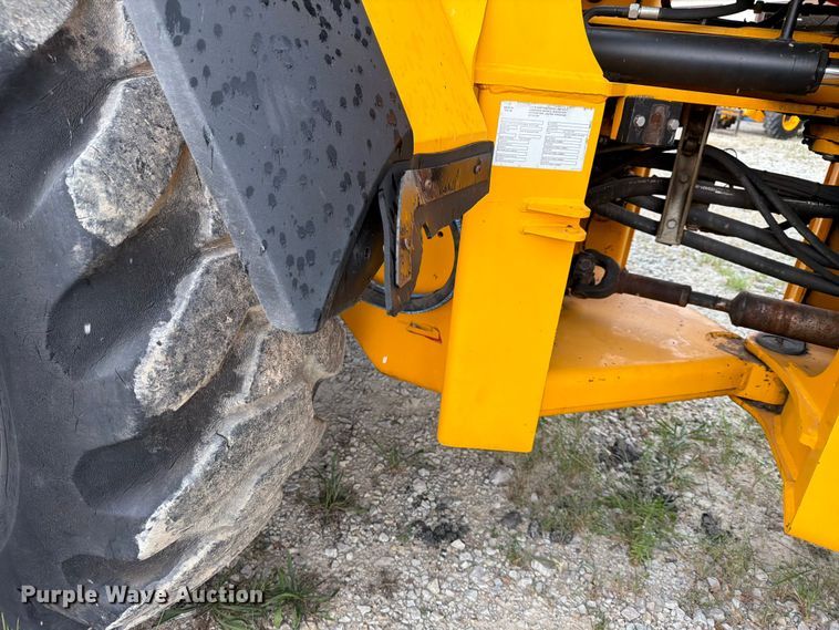 image for item FN2504 2015 JCB 427 HT T4 wheel loader