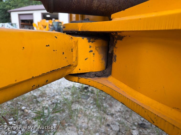 image for item FN2504 2015 JCB 427 HT T4 wheel loader