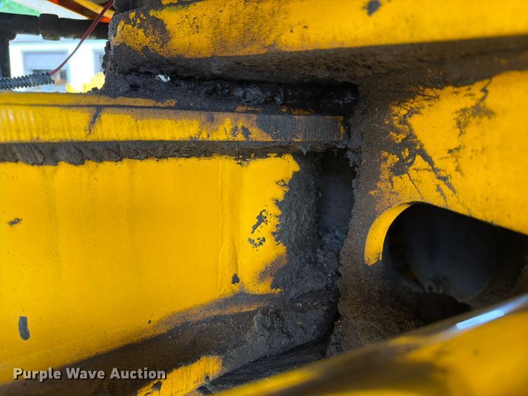 image for item FN2504 2015 JCB 427 HT T4 wheel loader
