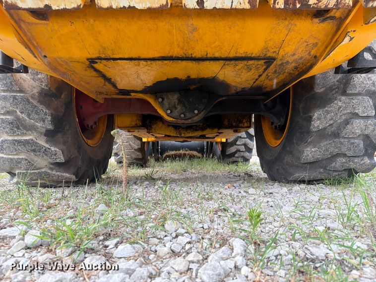 image for item FN2504 2015 JCB 427 HT T4 wheel loader