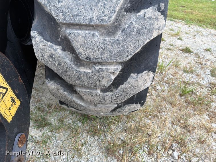 image for item FN2504 2015 JCB 427 HT T4 wheel loader