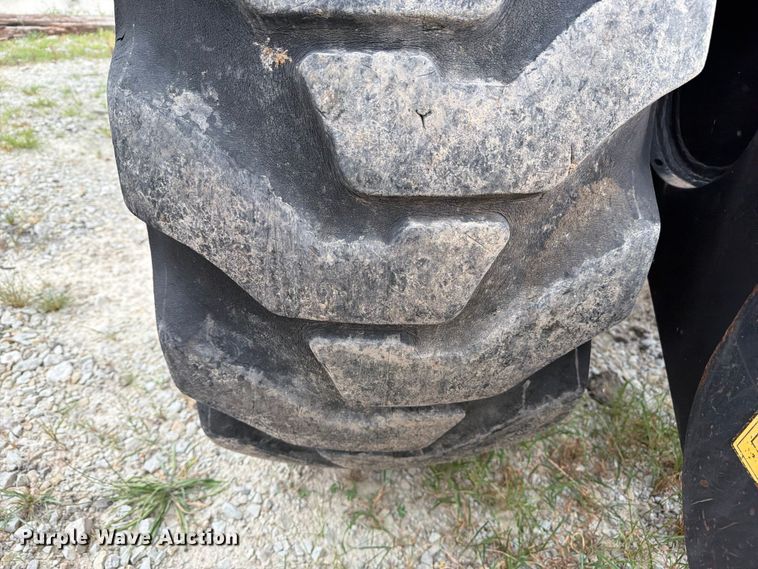 image for item FN2504 2015 JCB 427 HT T4 wheel loader