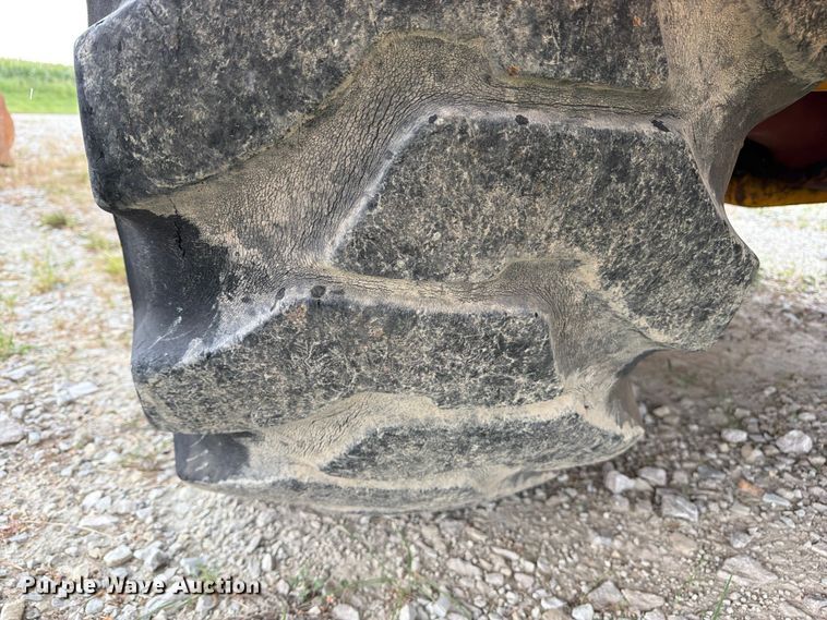 image for item FN2504 2015 JCB 427 HT T4 wheel loader