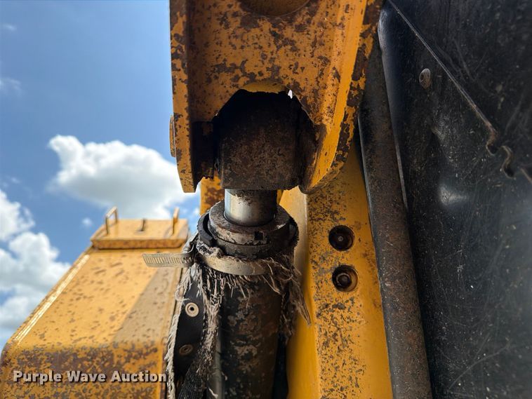 image for item FN2505 2020 Caterpillar 299D3 XE forestry tracked skid steer loader