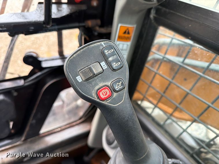 image for item FN2506 2022 Case SV340B skid steer loader