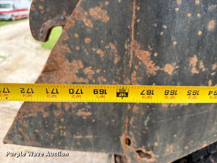 image for item FN5747 1989 Navistar F-2554 dump truck