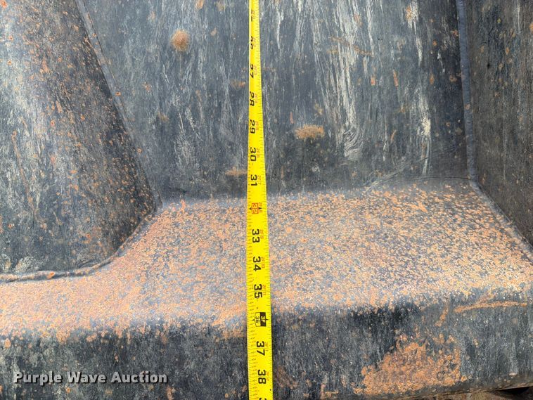 image for item FN5747 1989 Navistar F-2554 dump truck