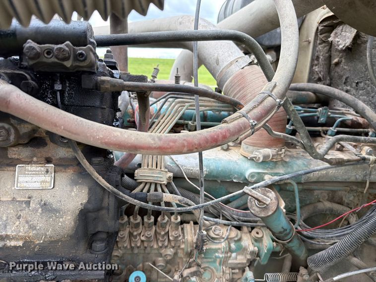 image for item FN5747 1989 Navistar F-2554 dump truck