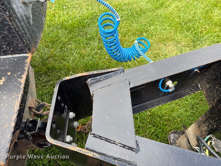 image for item FN5749 2011 Talbert AC-20 equipment trailer