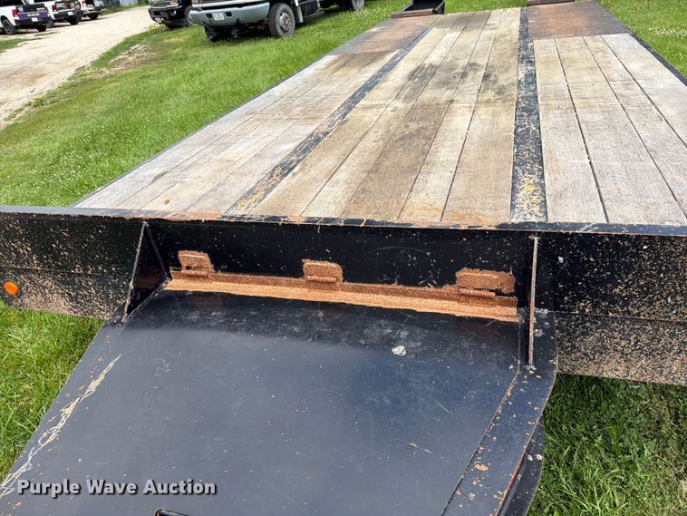 image for item FN5749 2011 Talbert AC-20 equipment trailer